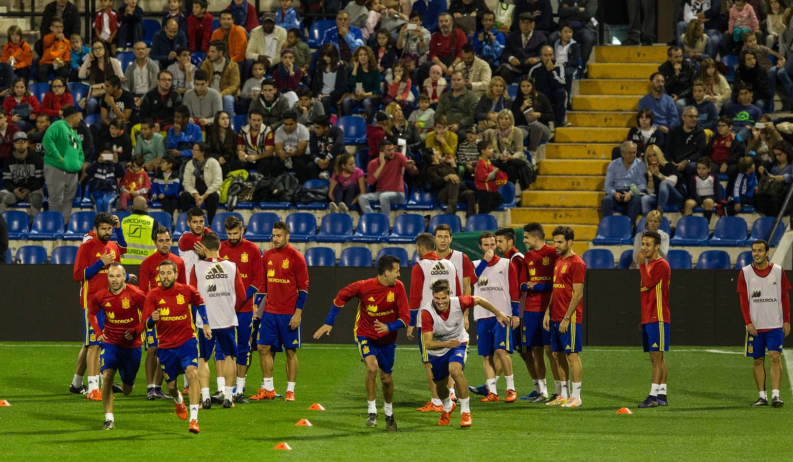 Entrenamiento de la selección española en el Rico Pérez