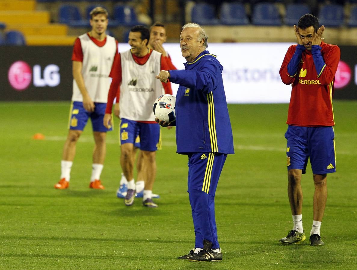 Entrenamiento de la selección española en el Rico Pérez