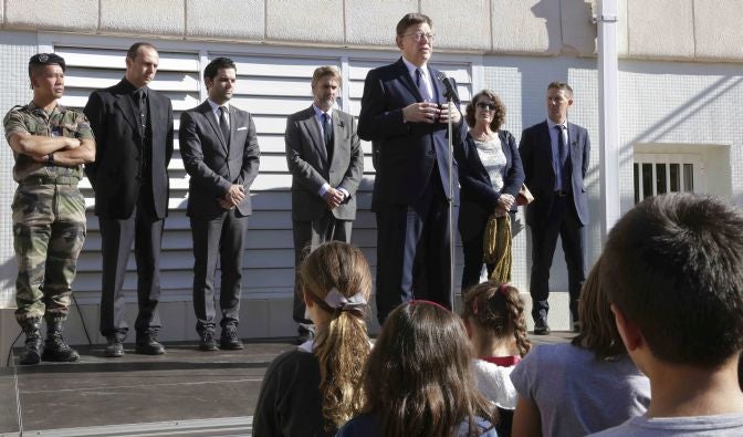 Ximo Puig ha presidido el homenaje en el Liceo Francés. 