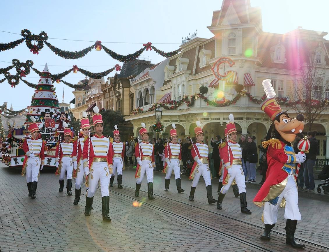 La única noche en que los Magos de Oriente eclipsan a Mickey