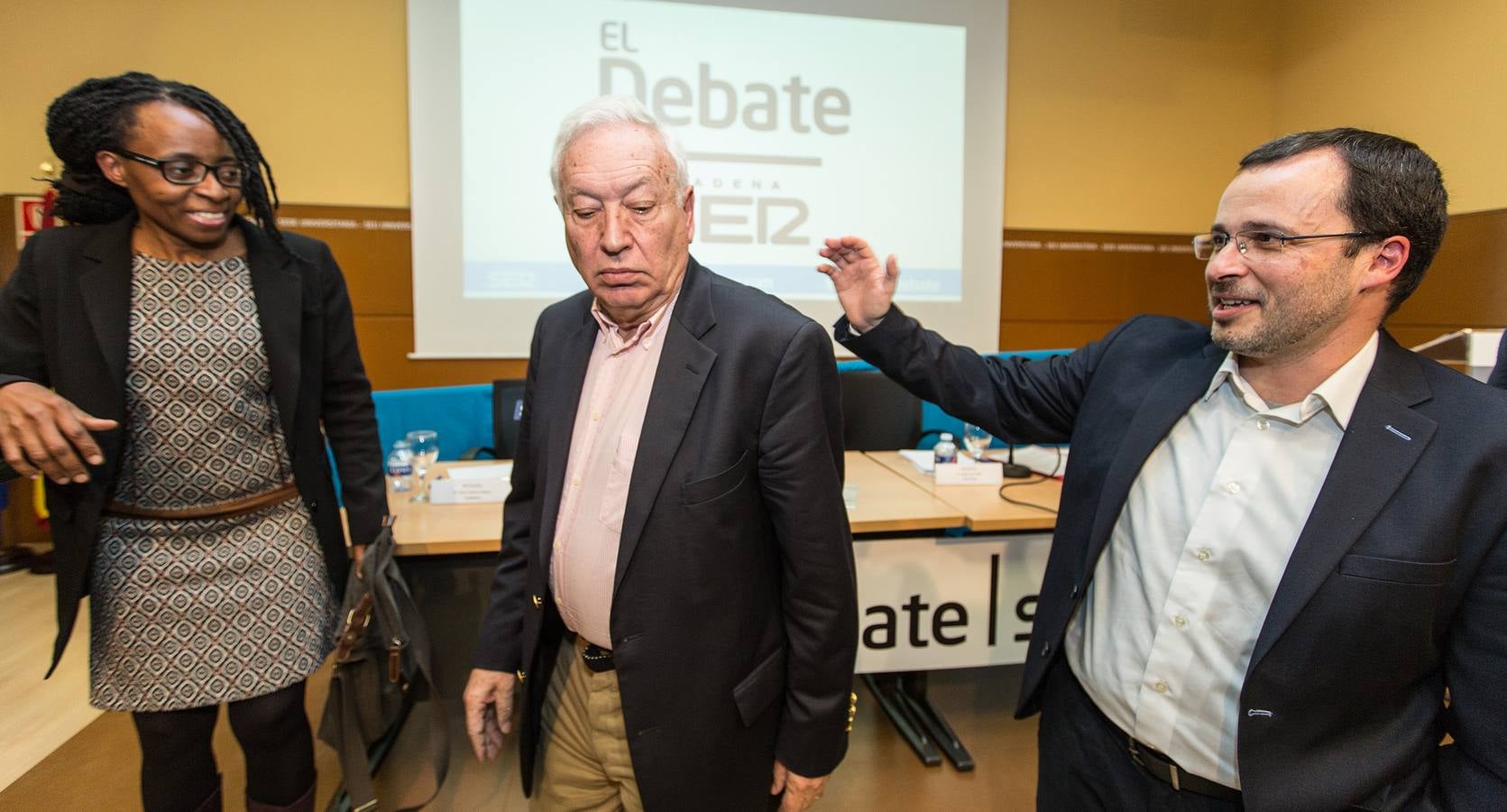 García Margallo y López Mila ponen la tensión en el debate de la provincia