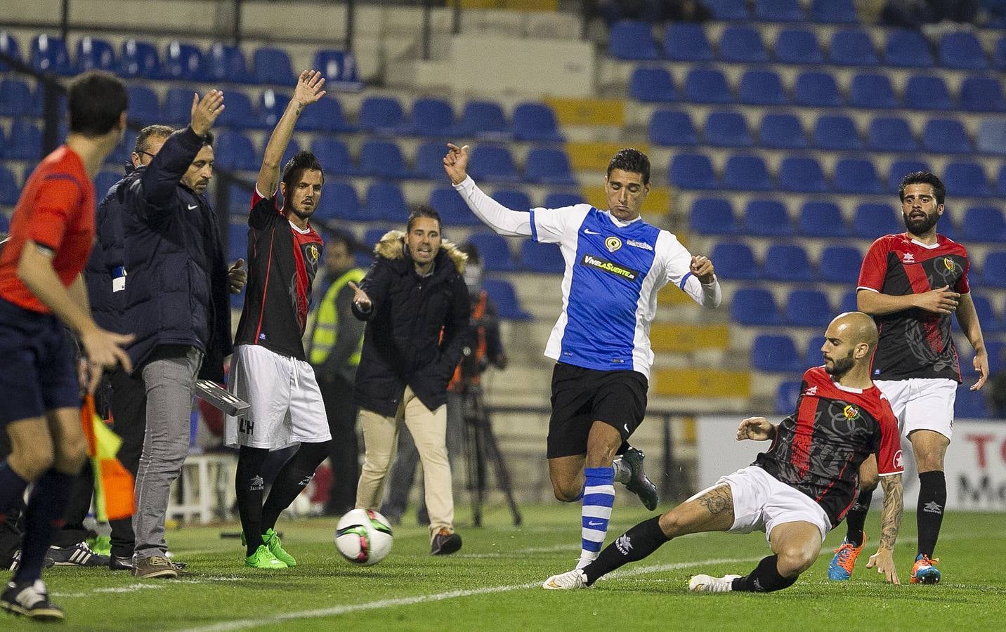 El Hércules gana en casa con lo justo