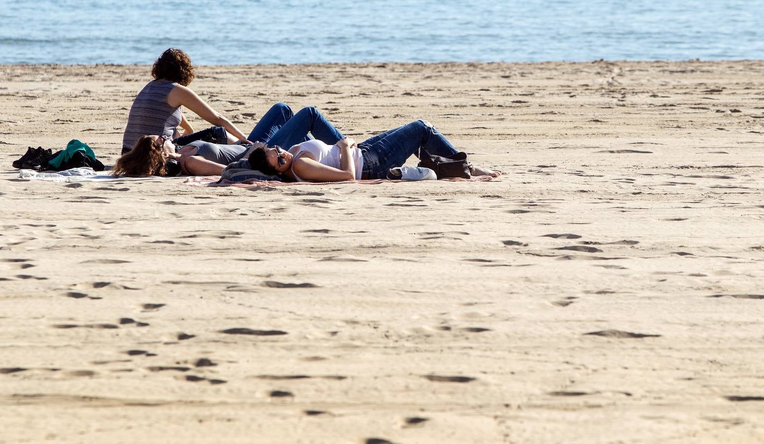 Altas temperaturas en la jornada de reflexión en Alicante