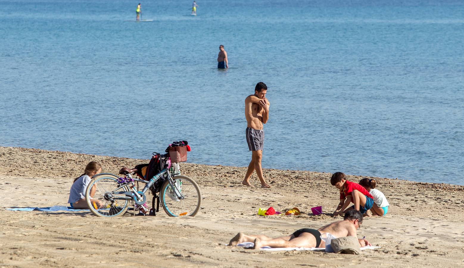 Altas temperaturas en la jornada de reflexión en Alicante