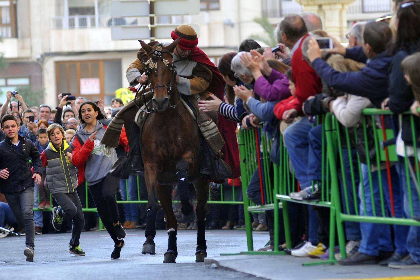 Carrera de Cantó para anunciar la Venida de la Virgen