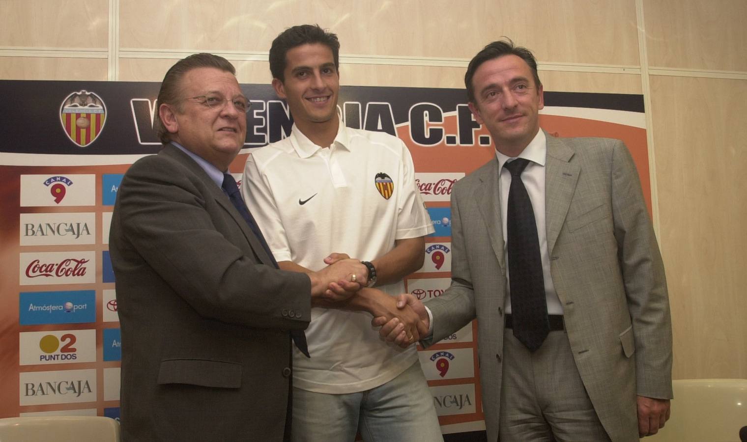 Con Pedro Cortés en la presentación de Jorge López, en agosto 2003. 