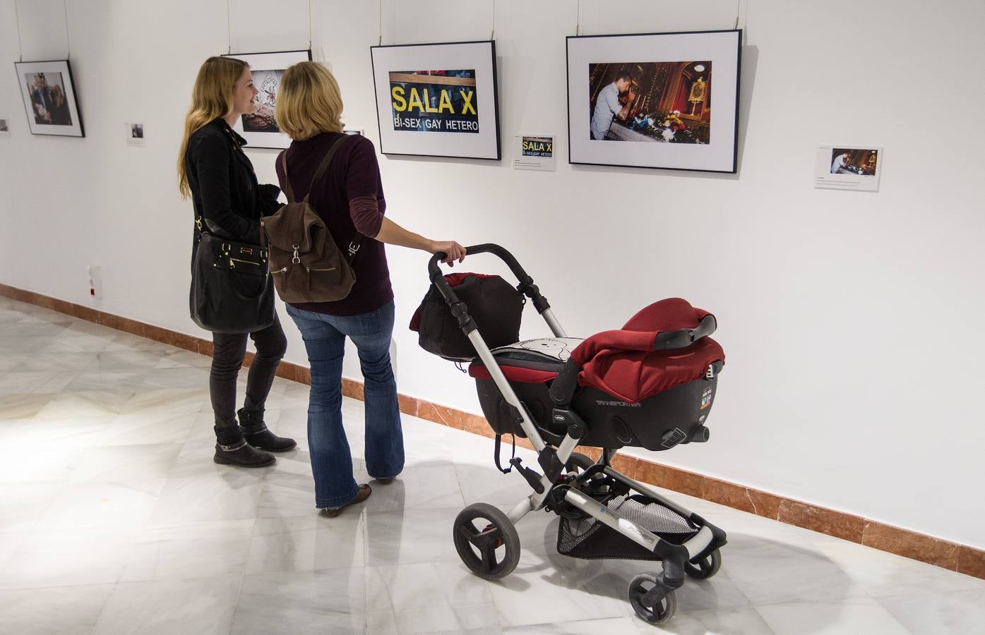 Inauguración de la exposición fotoReporteros en la Diputación de Alicante