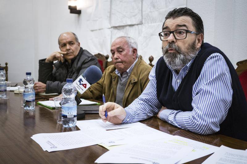 Aldeguer pide a los regantes unidad contra la «irregular» cesión del agua