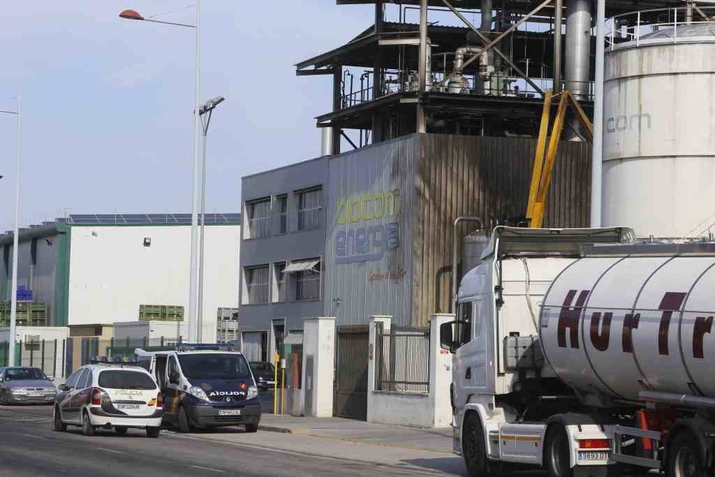 Dos fallecidos en la explosión en una empresa de biodiésel de Algemesí
