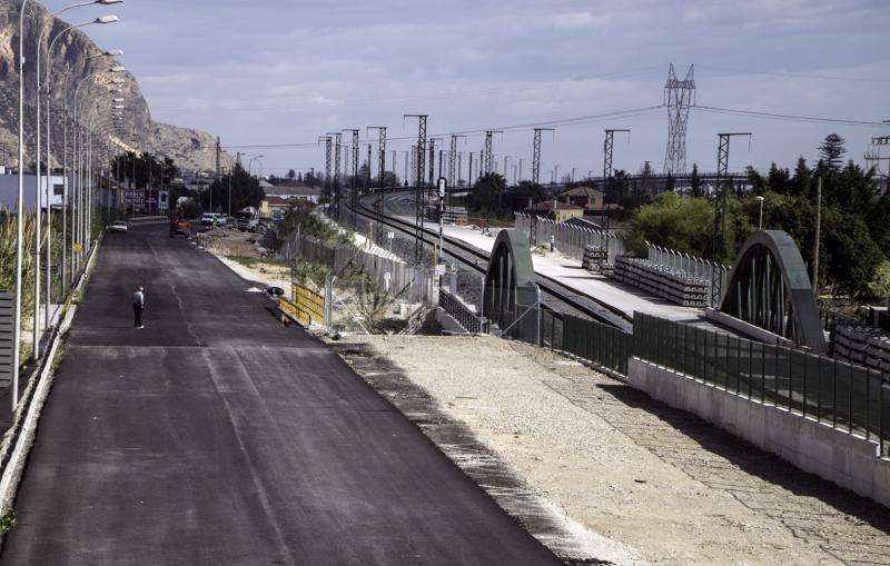 El PSOE de Orihuela pide la mejora de las calles afectadas por el AVE