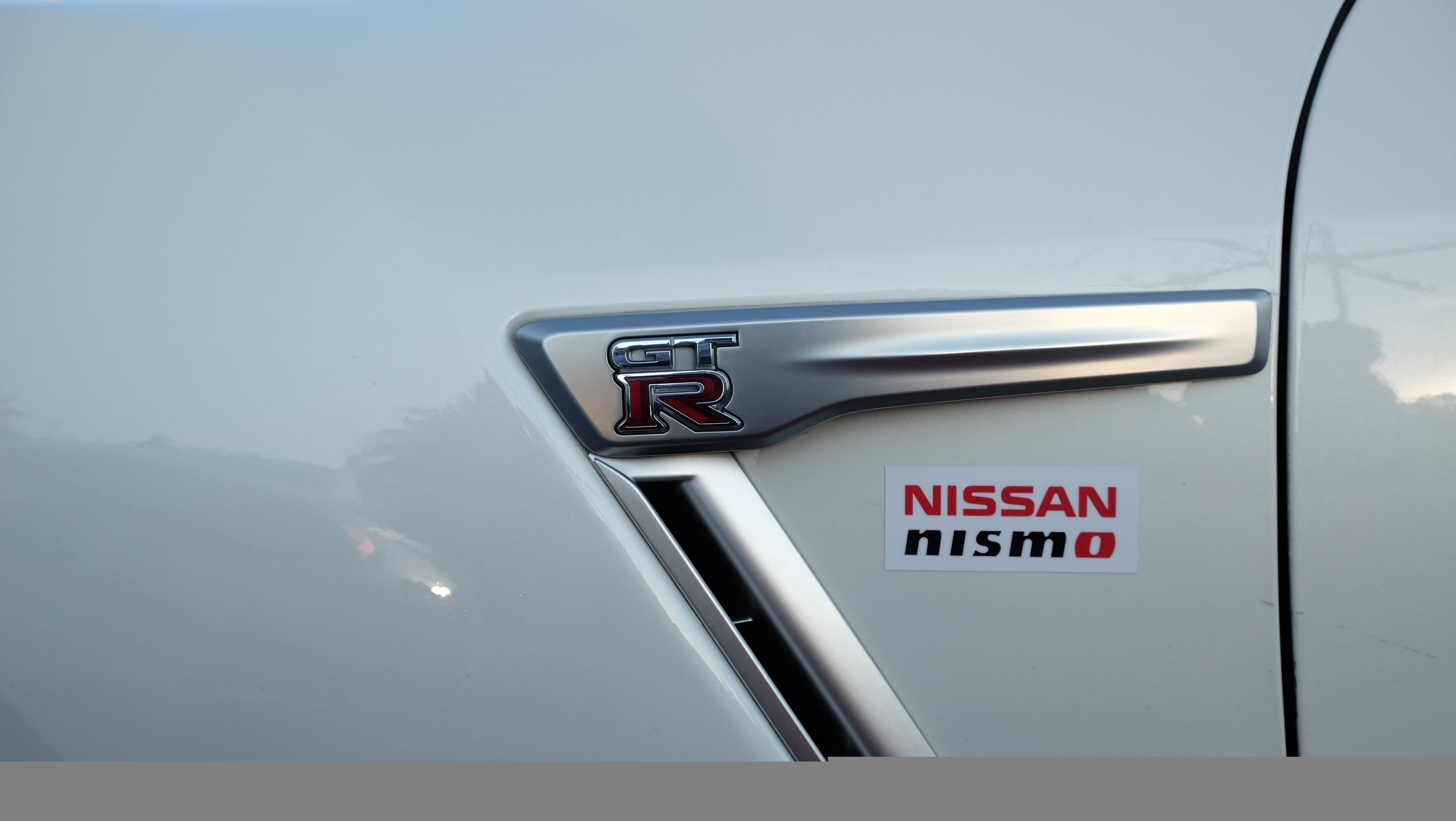 Nissan comparte protagonismo con los &#039;supercoches&#039; de la 6to6