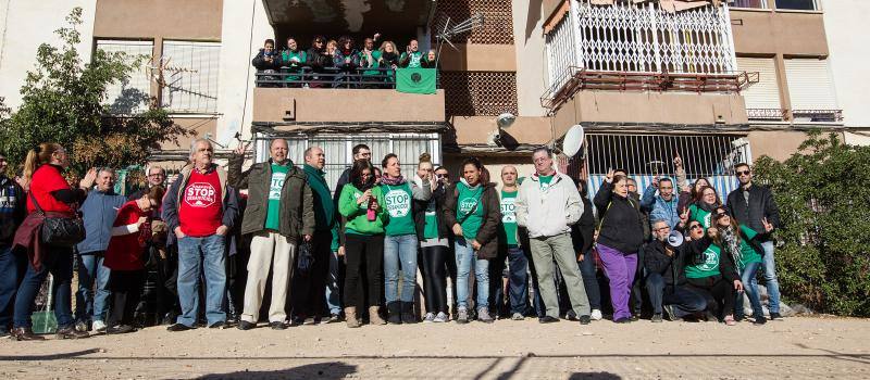 La plataforma Stop Desahucios consigue paralizar un inminente desalojo