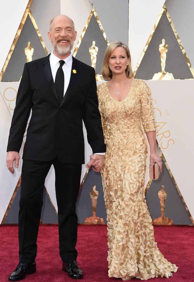 J. K. Simmons y Michelle Schumacher.