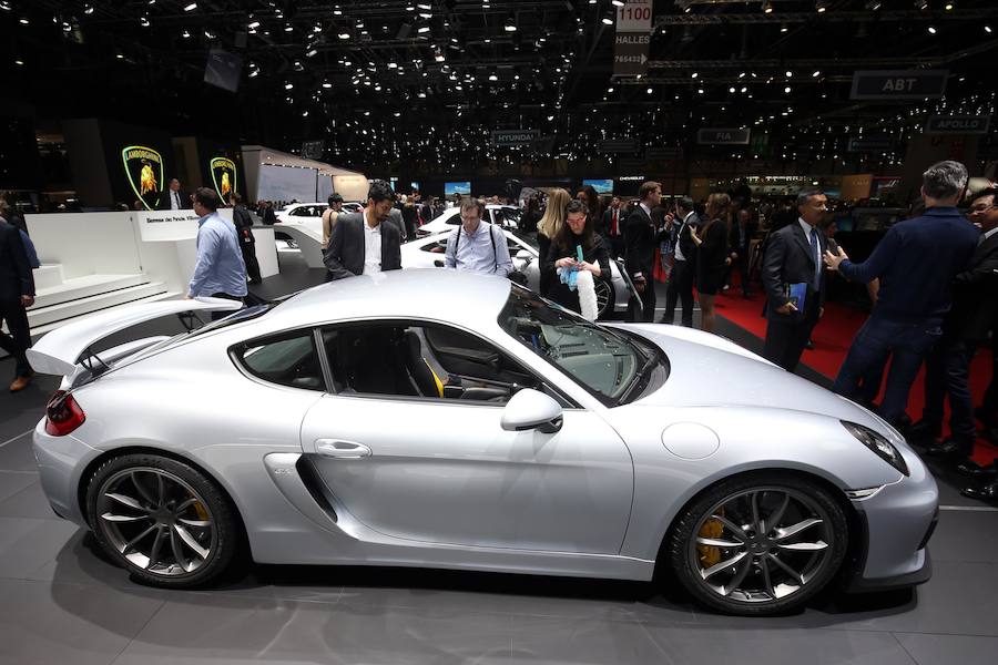 Las mejores imágenes del salón del automóvil de Ginebra 2016