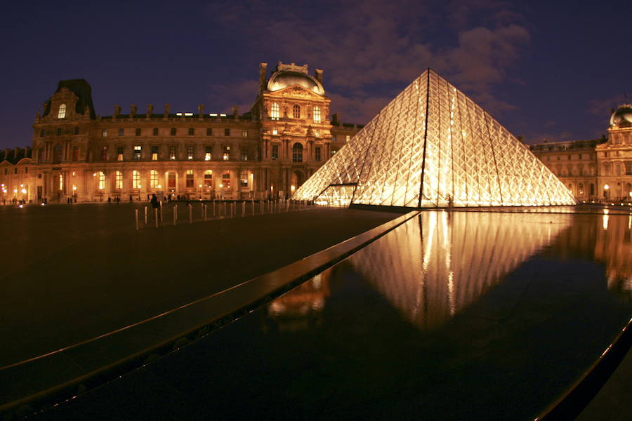 Paris busca turistas
