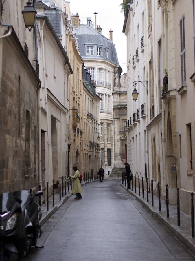 Paris busca turistas