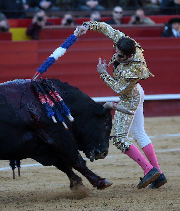 Fallas 2016: imágenes de la segunda corrida de la Feria de Fallas