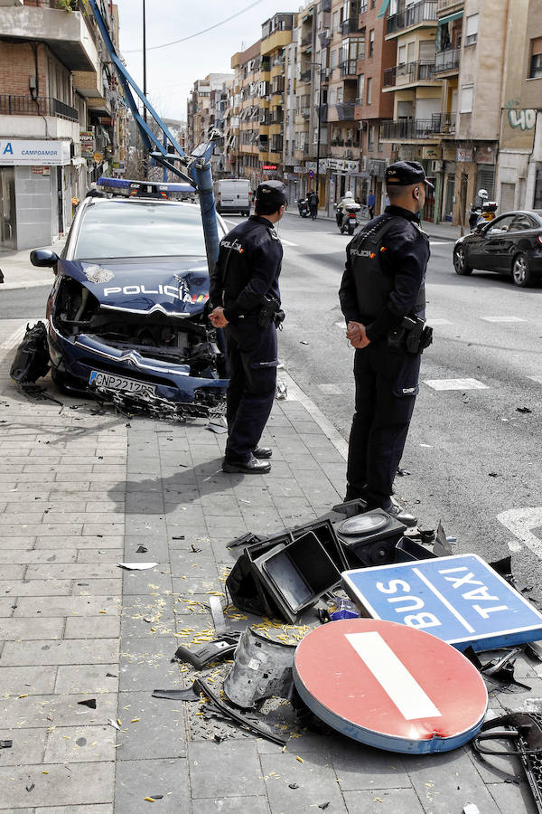 Accidente de tráfico en la Avenida de Alcoy