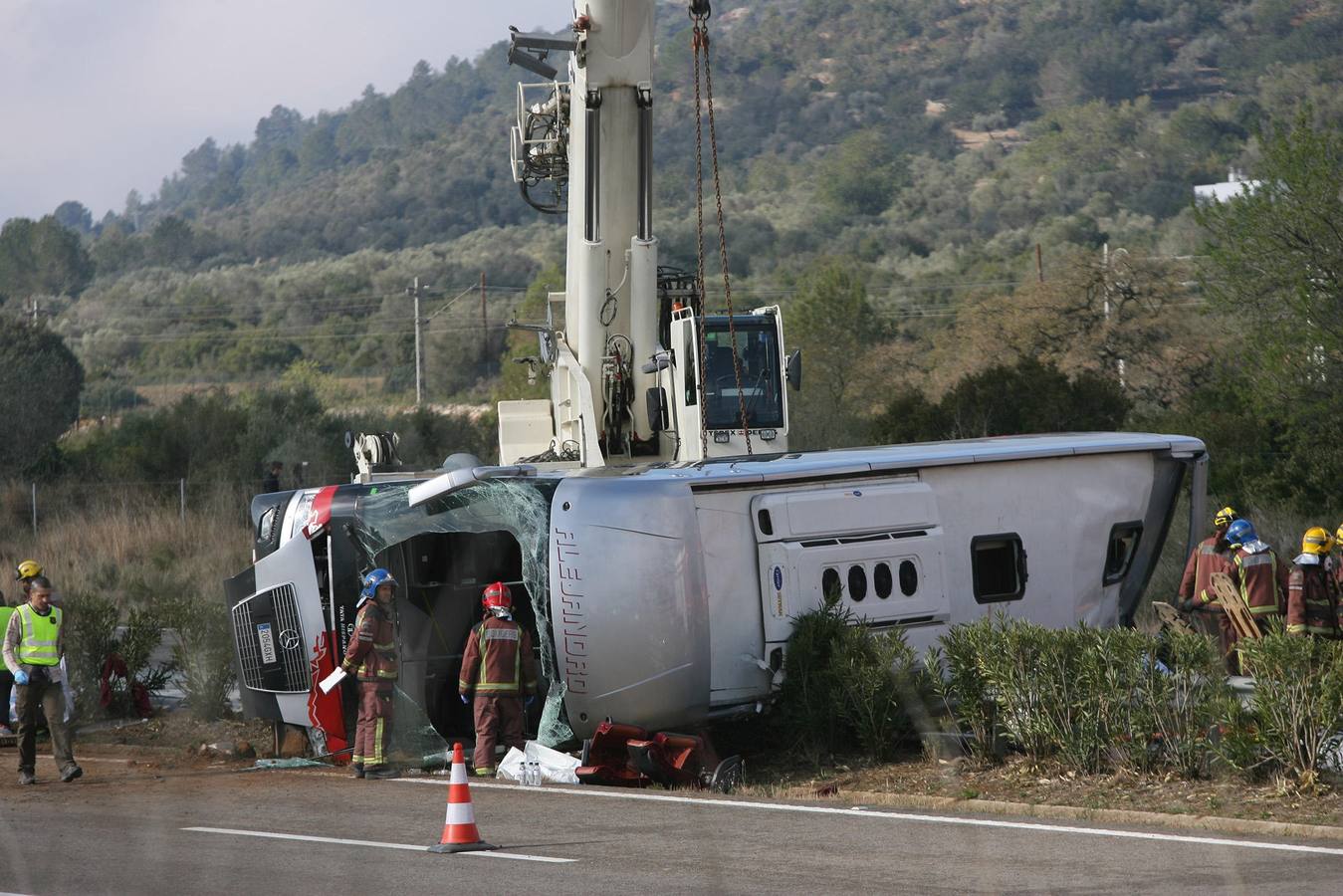 Catorce muertos en Tarragona en un accidente de un autobús que volvía de las Fallas