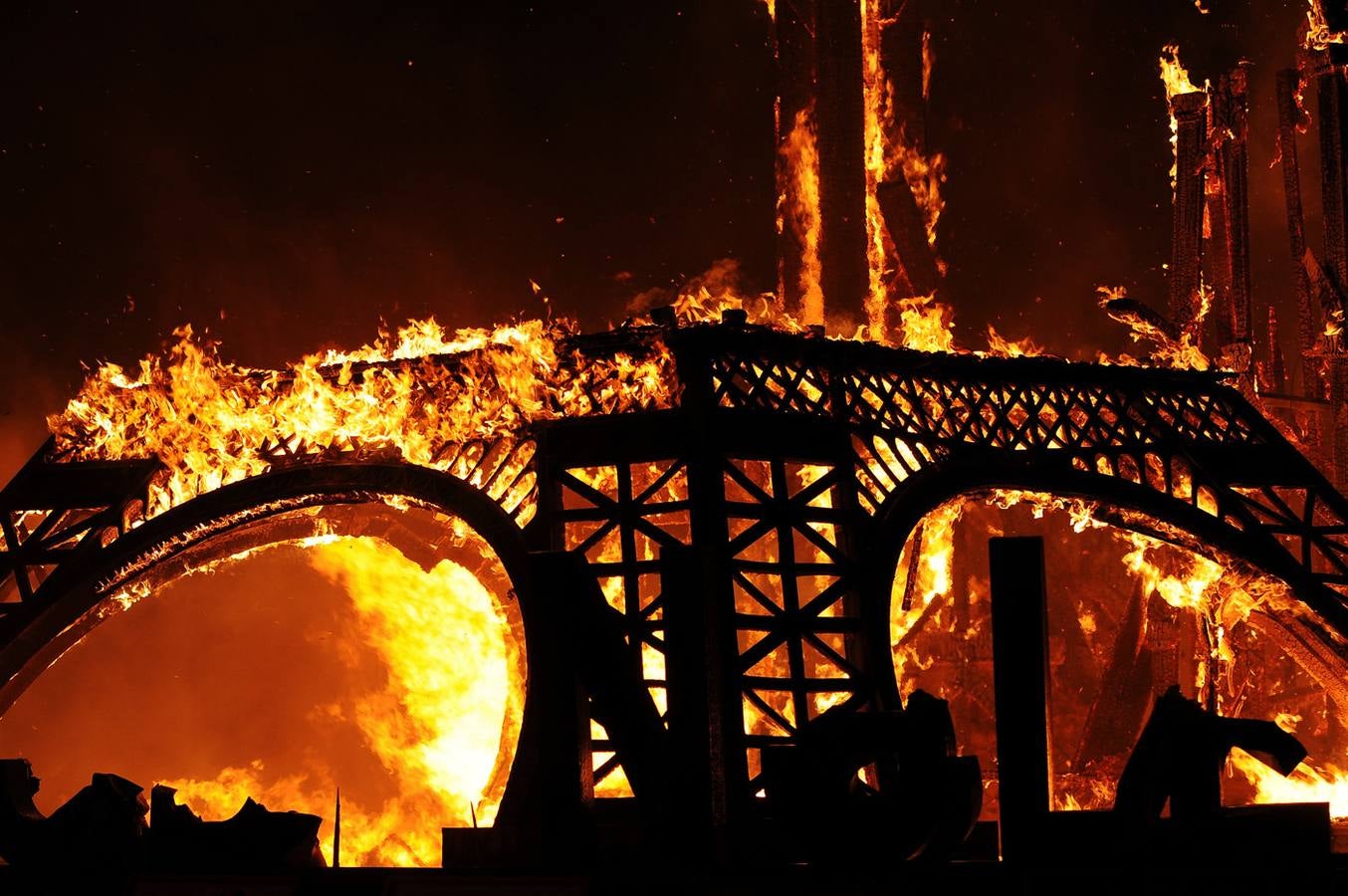 Fallas 2016: La Cremà de las Fallas de Valencia