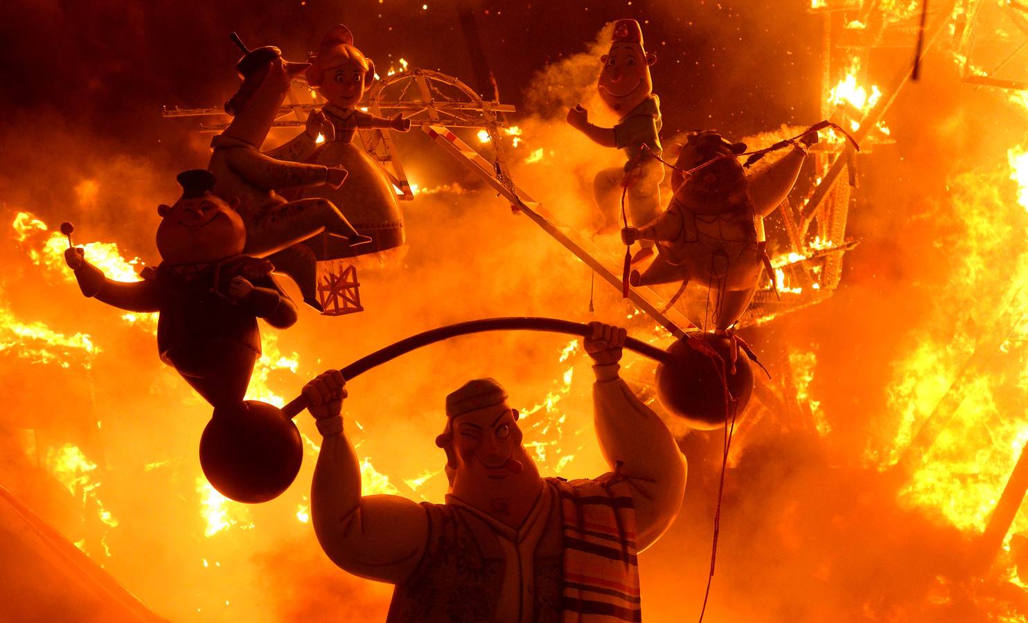 Fallas 2016: La cremà de las Fallas de Valencia