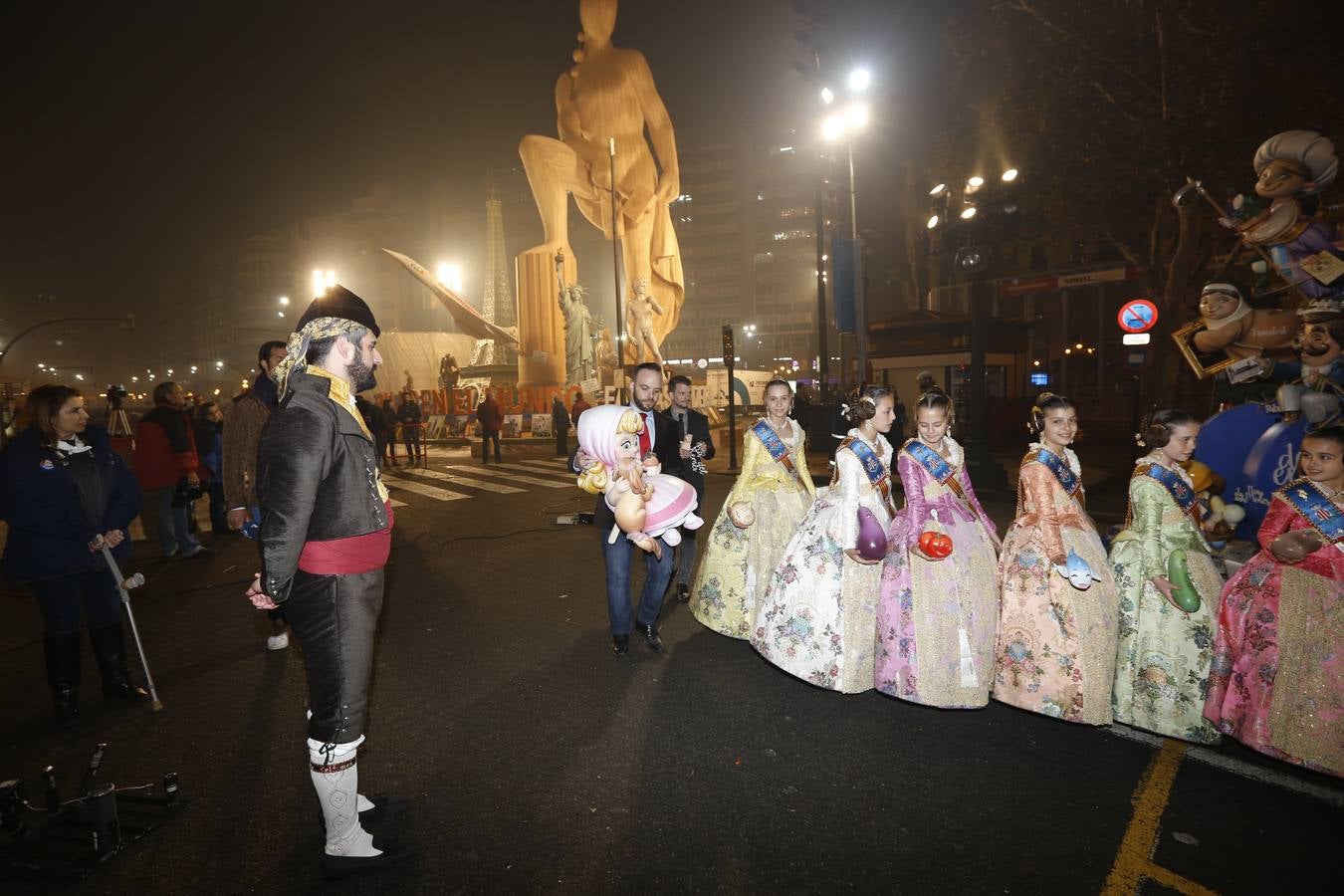 Fallas 2016: La cremà infantil municipal, en imágenes