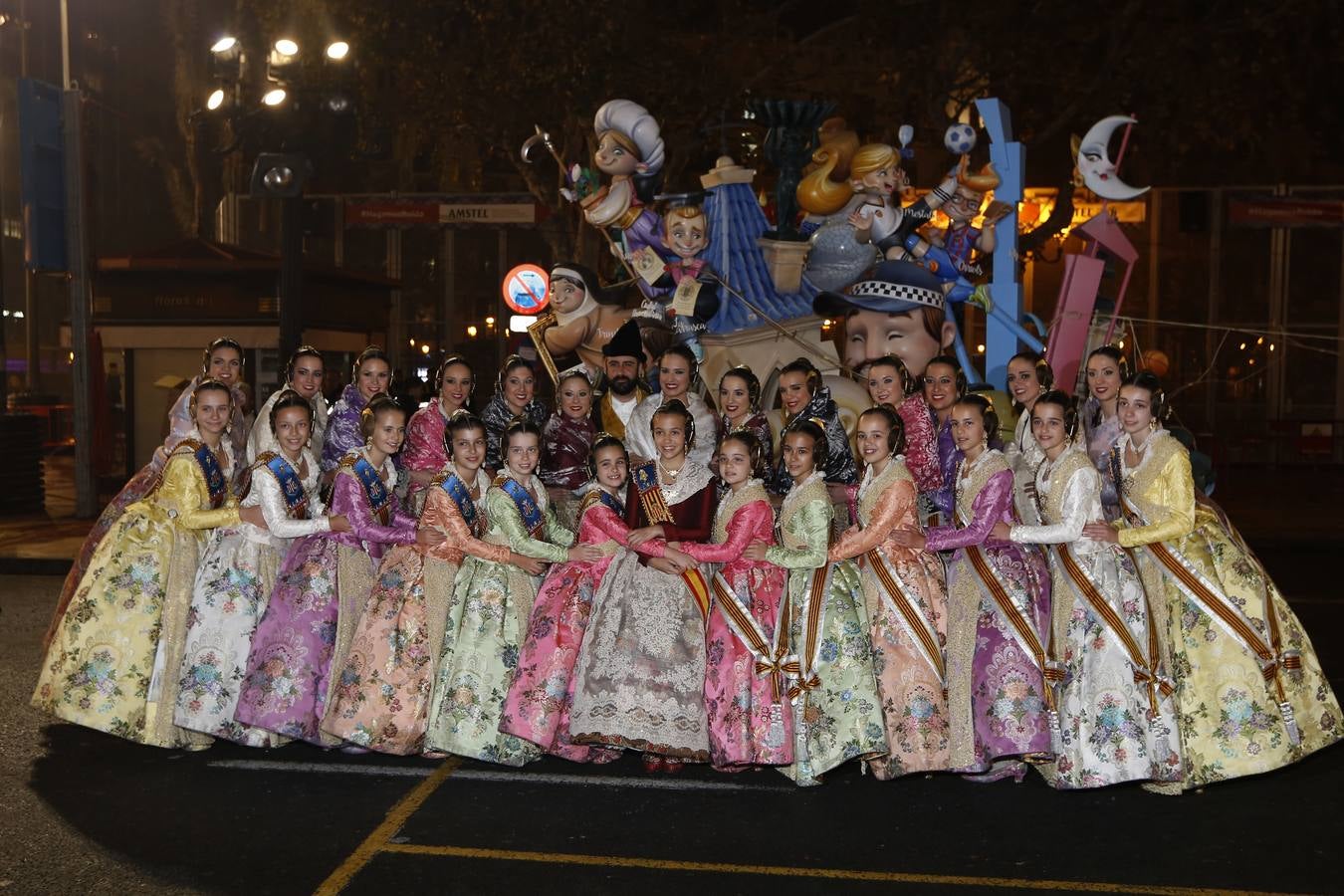 Fallas 2016: La cremà infantil municipal, en imágenes