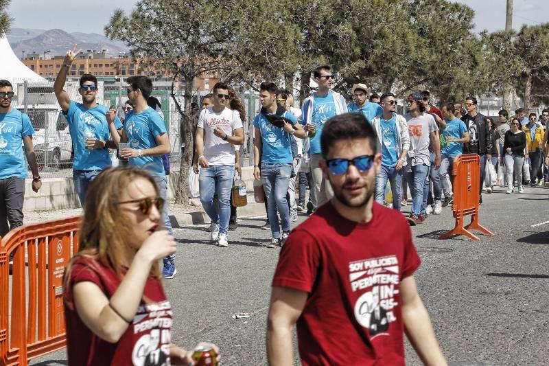 Multitudinaria fiesta de primavera en la UA