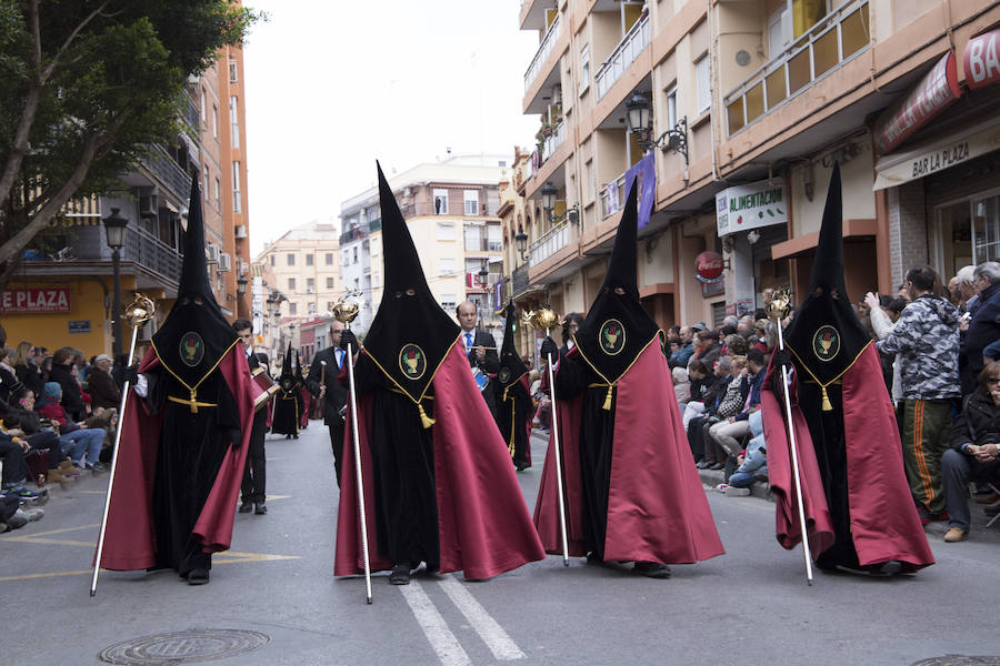 La Semana Santa Marinera celebra la Procesión general del Santo Entierro