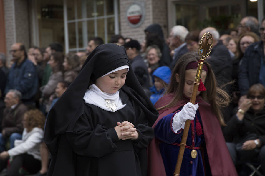 La Semana Santa Marinera celebra la Procesión general del Santo Entierro