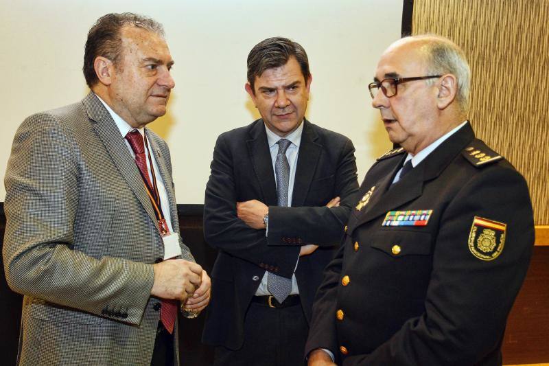 Clausura en Alicante de una conferencia sobre el tráfico de cocaína