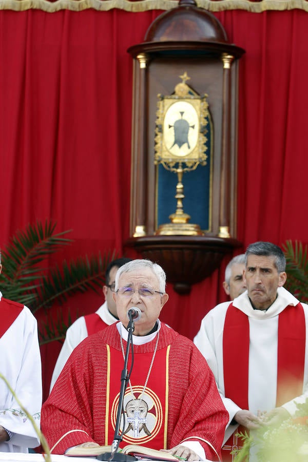 Apertura del Camarín y Santa Misa (I)