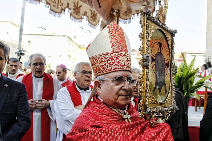 Apertura del Camarín y Santa Misa (I)