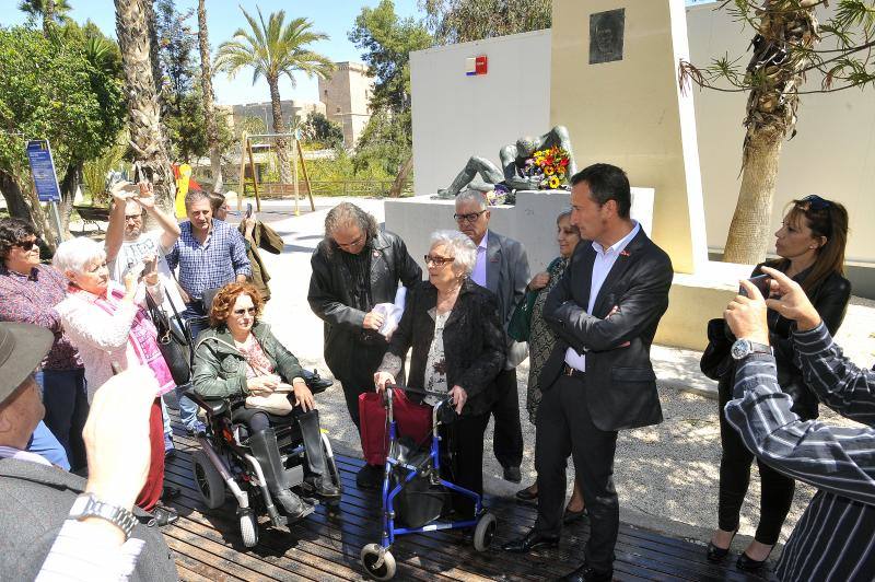 Actos conmemorativos de la II República