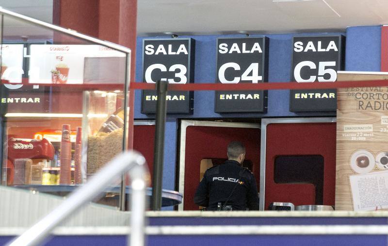 Hallan a una mujer que llevaba varios días muerta en un cine de Valencia