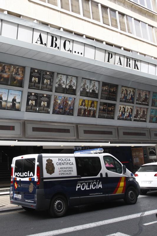 Hallan a una mujer que llevaba varios días muerta en un cine de Valencia