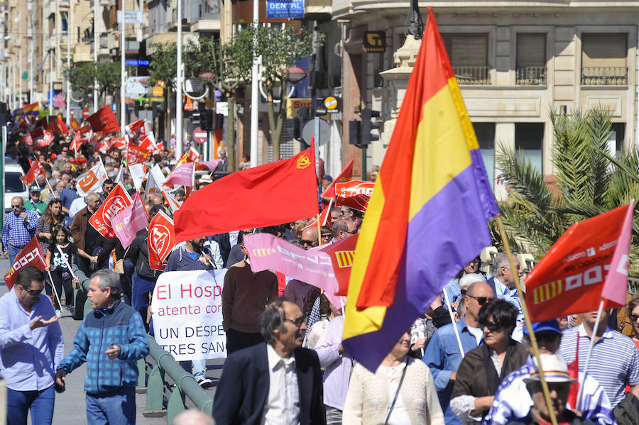 Manifestación del Día del Trabajo en Elche