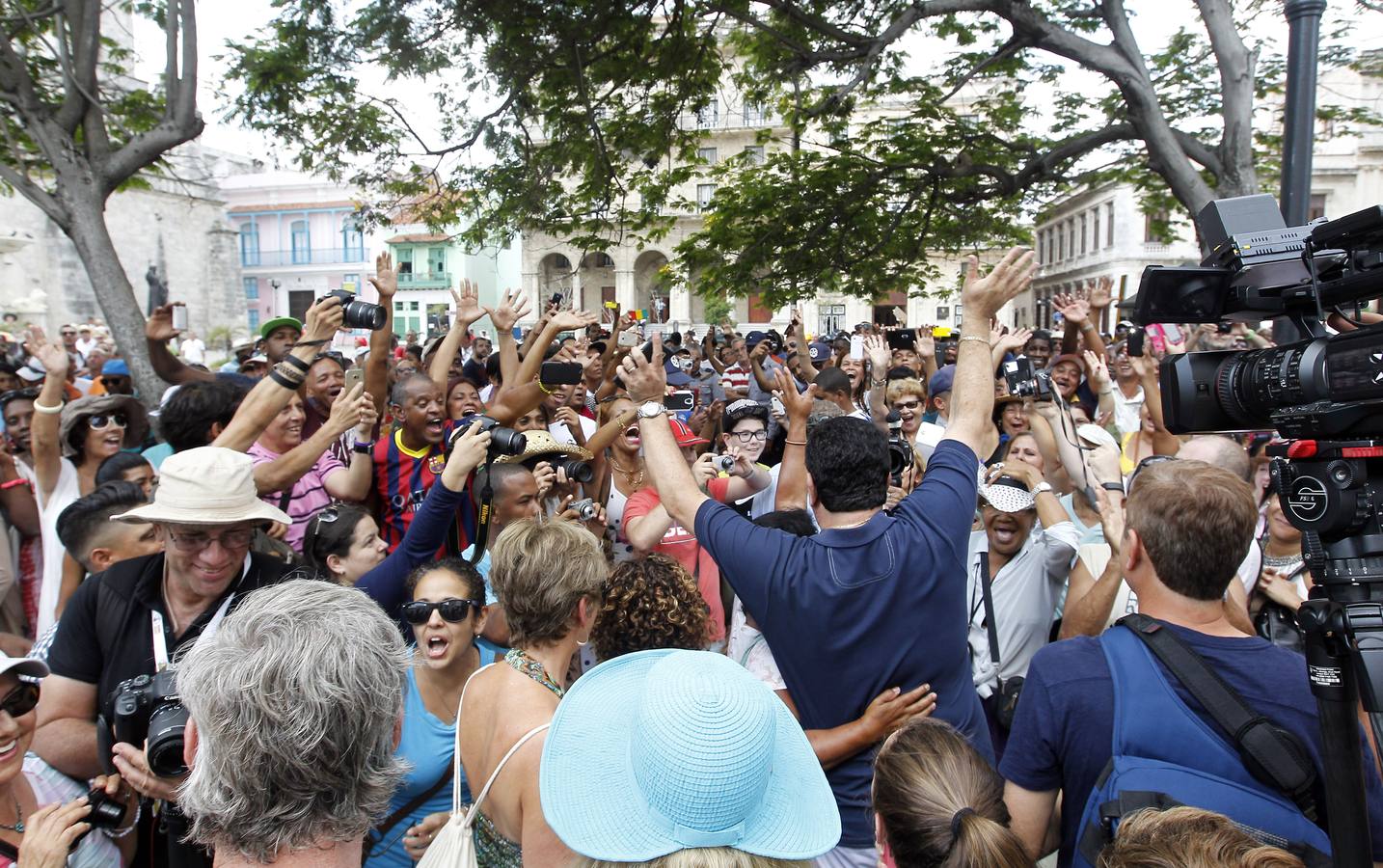 Llega a La Habana el primer crucero estadounidense en medio siglo