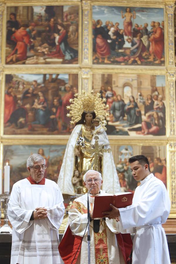 Valencia vive con fervor el Día de la Mare de Déu dels Desamparats