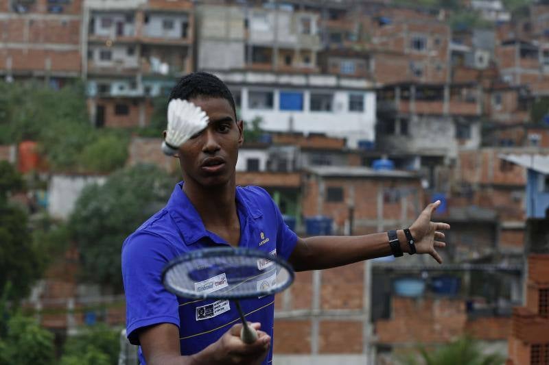 Primer jugador de bádminton de Brasil en clasificarse para unos Juegos Olímpicos