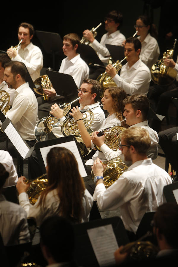 Una orquesta que se hace fuerte