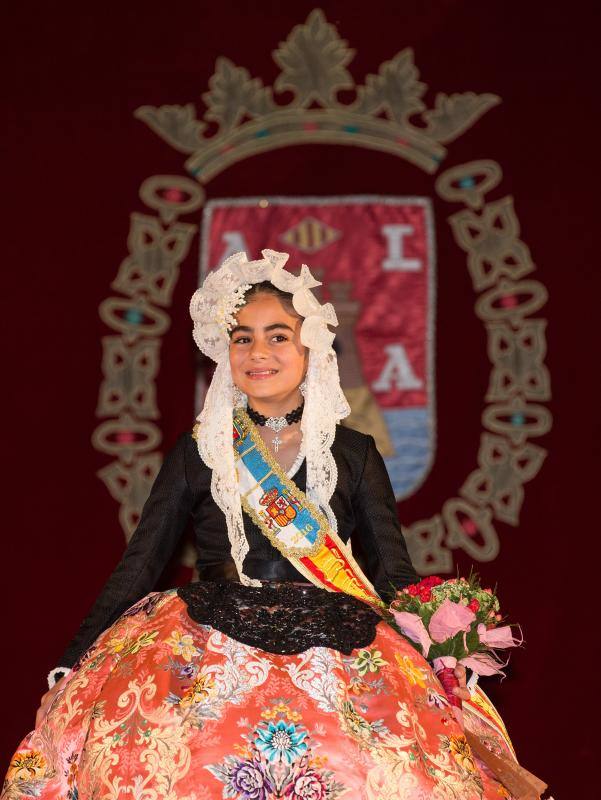 Proclamación de la Bellea infantil y sus Damas