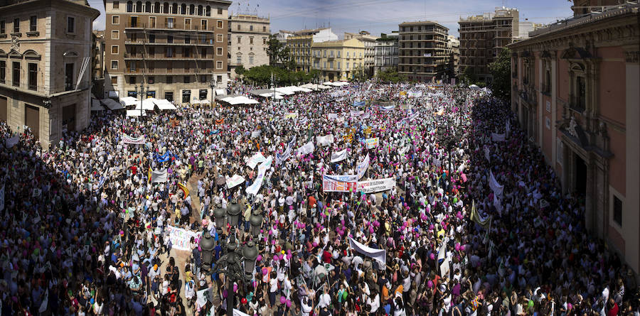 Manifestación por la libertad educativa en Valencia