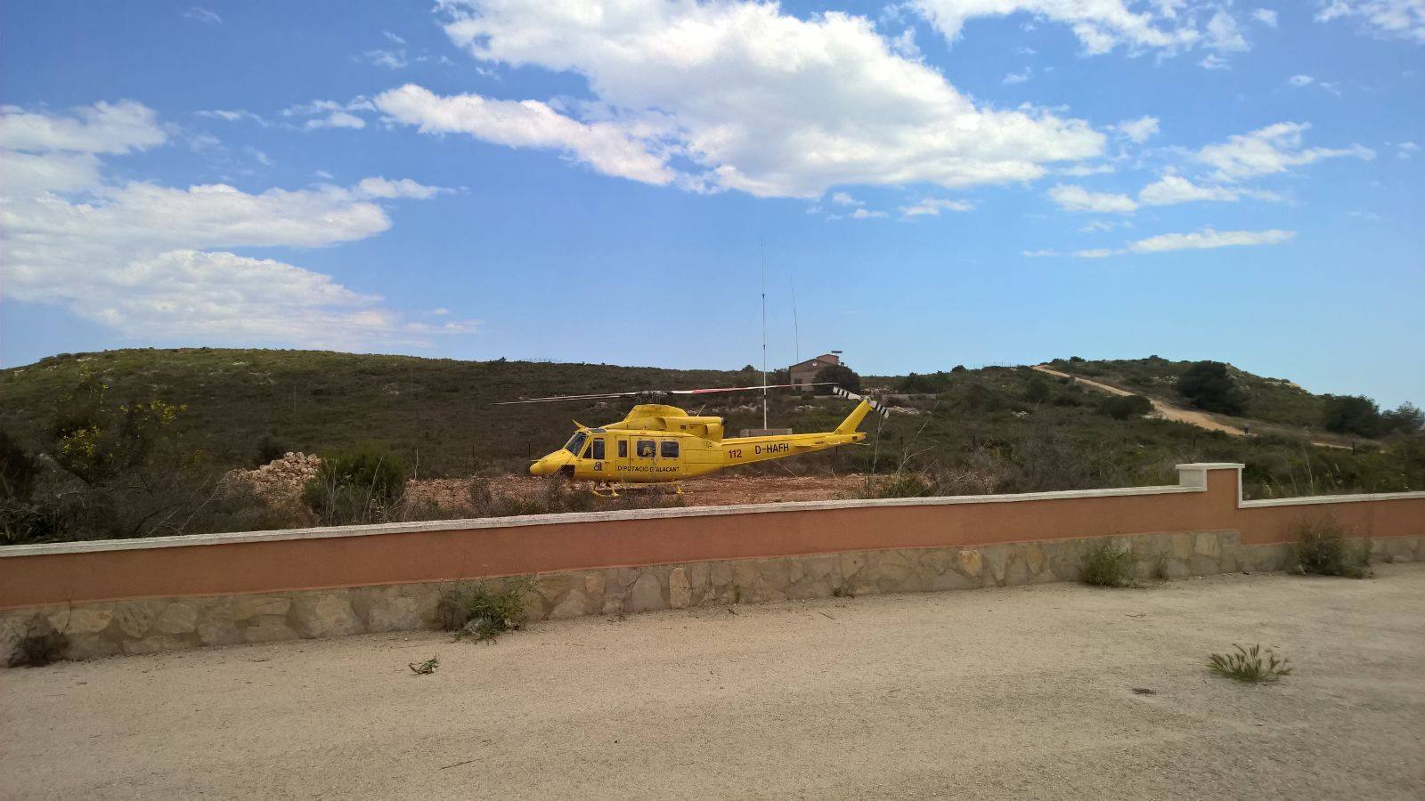 Fotos del rescate de un senderista en Benitatxell