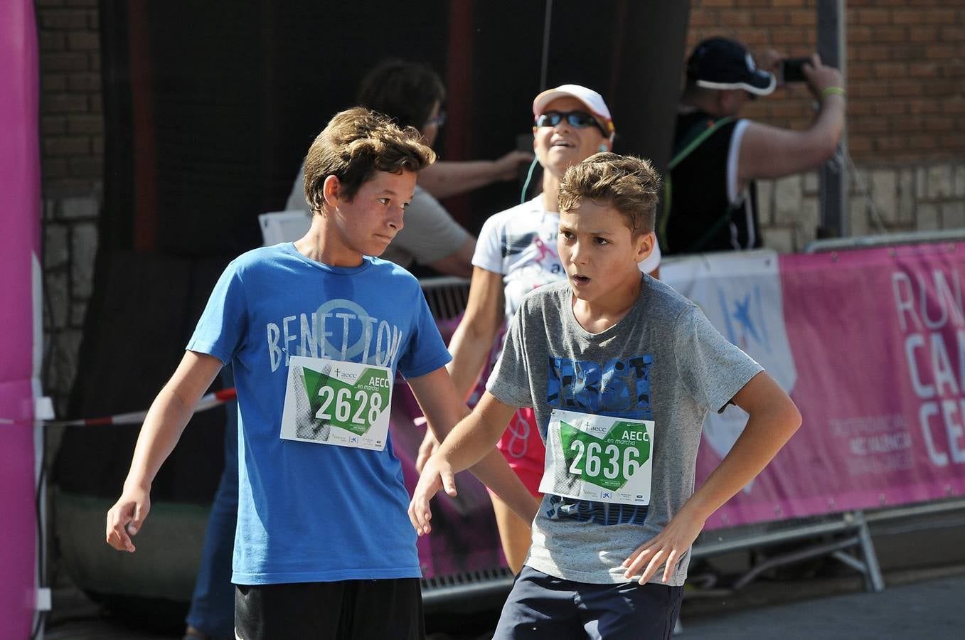 Fotos de la VI Carrera Solidaria Rocafort contra el Cáncer