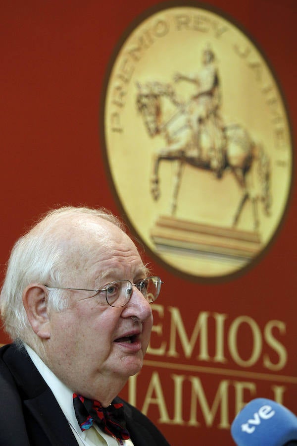 Fotos de Angus Deaton, premio Nobel de Economía de 2015 y uno de los jurados de los Premios Jaume I