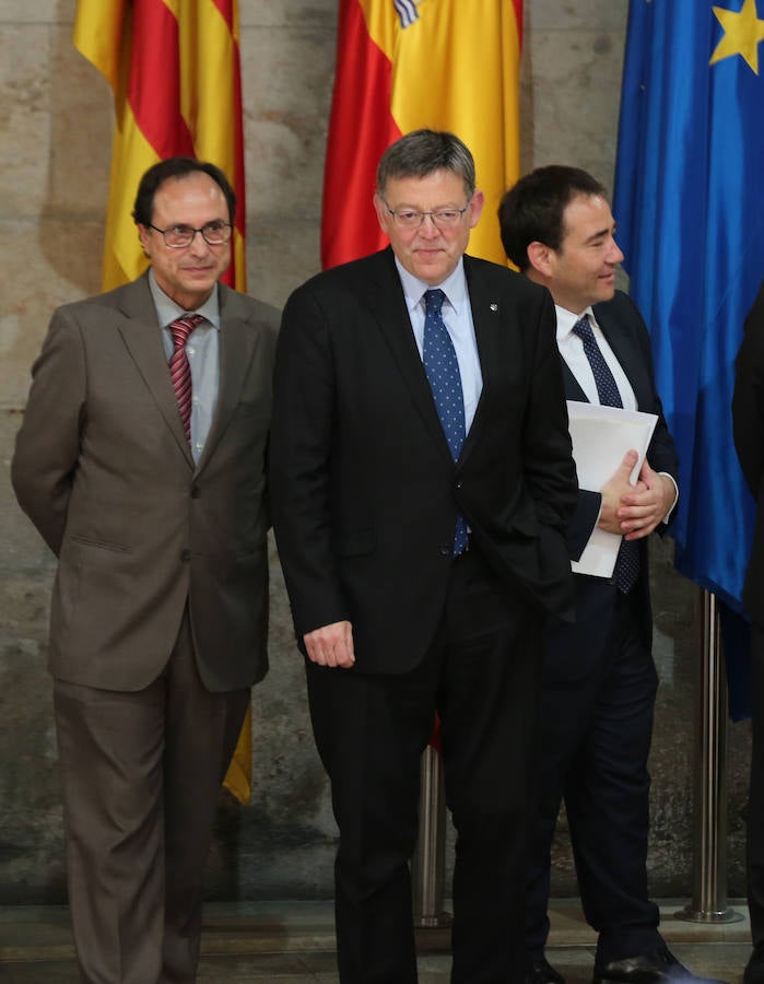 Fotos de la presentación del nuevo banco público de la Generalitat