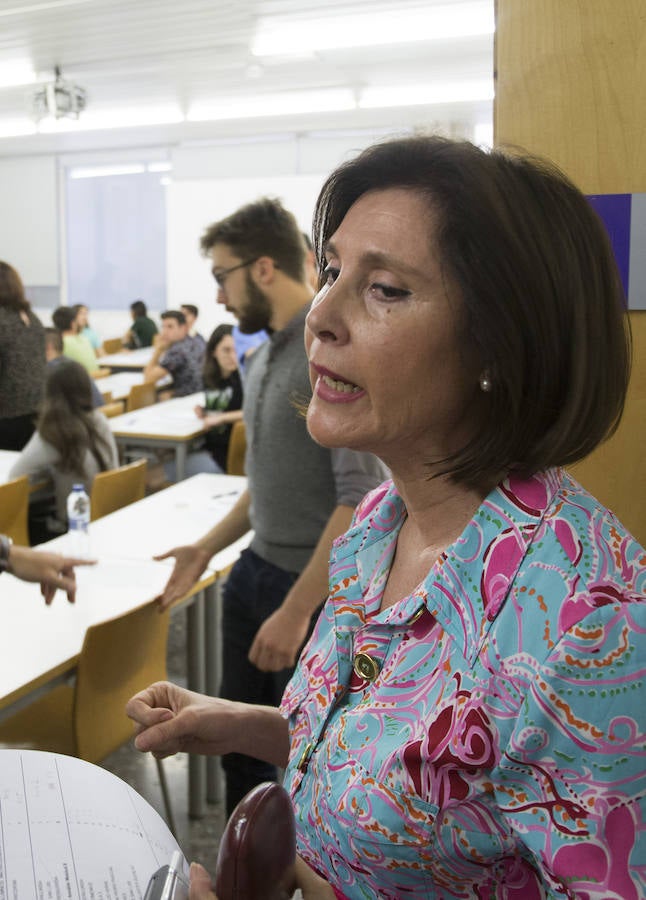 Fotos del inicio de las pruebas de acceso a la universidad en la Universitat Politècnica de València