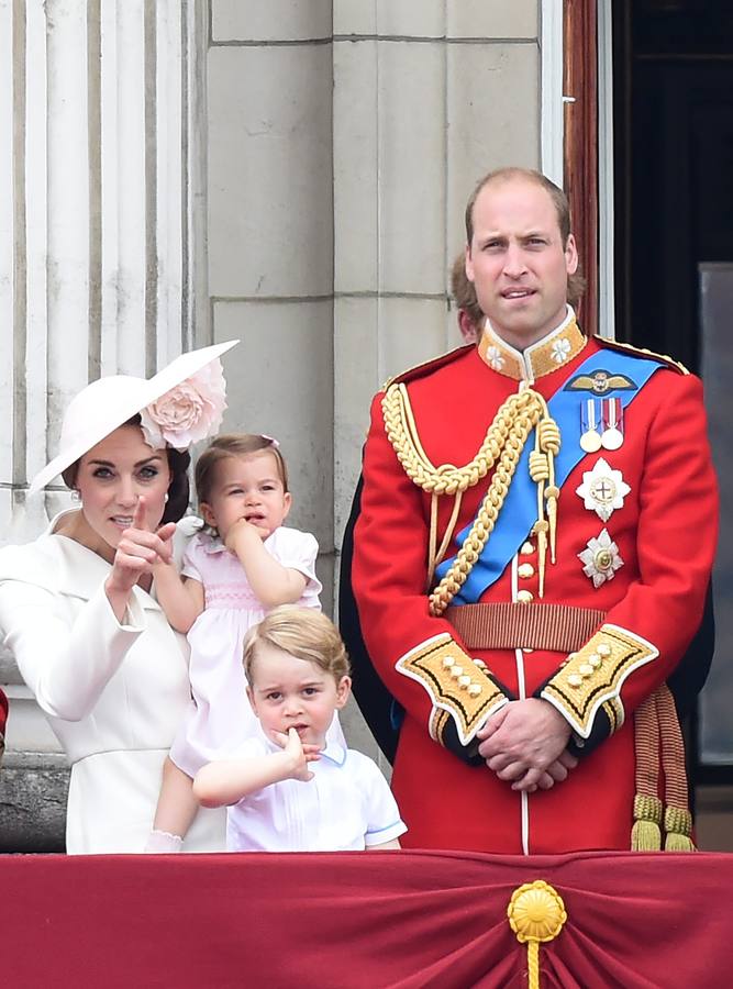 Londres celebra el 90 cumpleaños de Isabel II