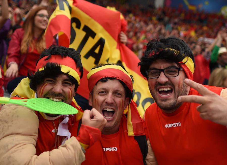 Fotos de la afición española en Francia